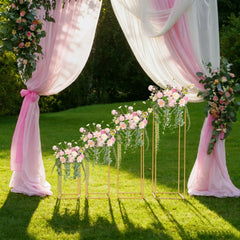 Lot de 4 présentoirs dorés à hauteurs variables — Décoration de salle de mariage
