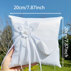 Coussin porte-alliances floral blanc — Cérémonie mariage