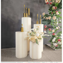 Colonne romaine & socle rond — Présentoir fleurs et desserts