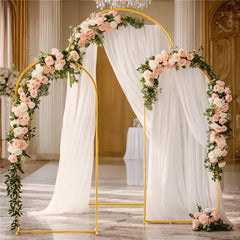 Arche dorée de cérémonie — Structure décorative pour mariage oriental